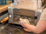 En İyi Hamur Açma Makinesi Hamur Açma Makinesi